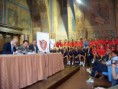/album/galleria-foto-presentazione-29-luglio-2010/a100-0571059-800x600-059-640x480-jpg/